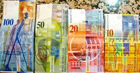 Franak je ostro skocio u odnosu na dolar, jer je americka vlada delimicno obustavila rad